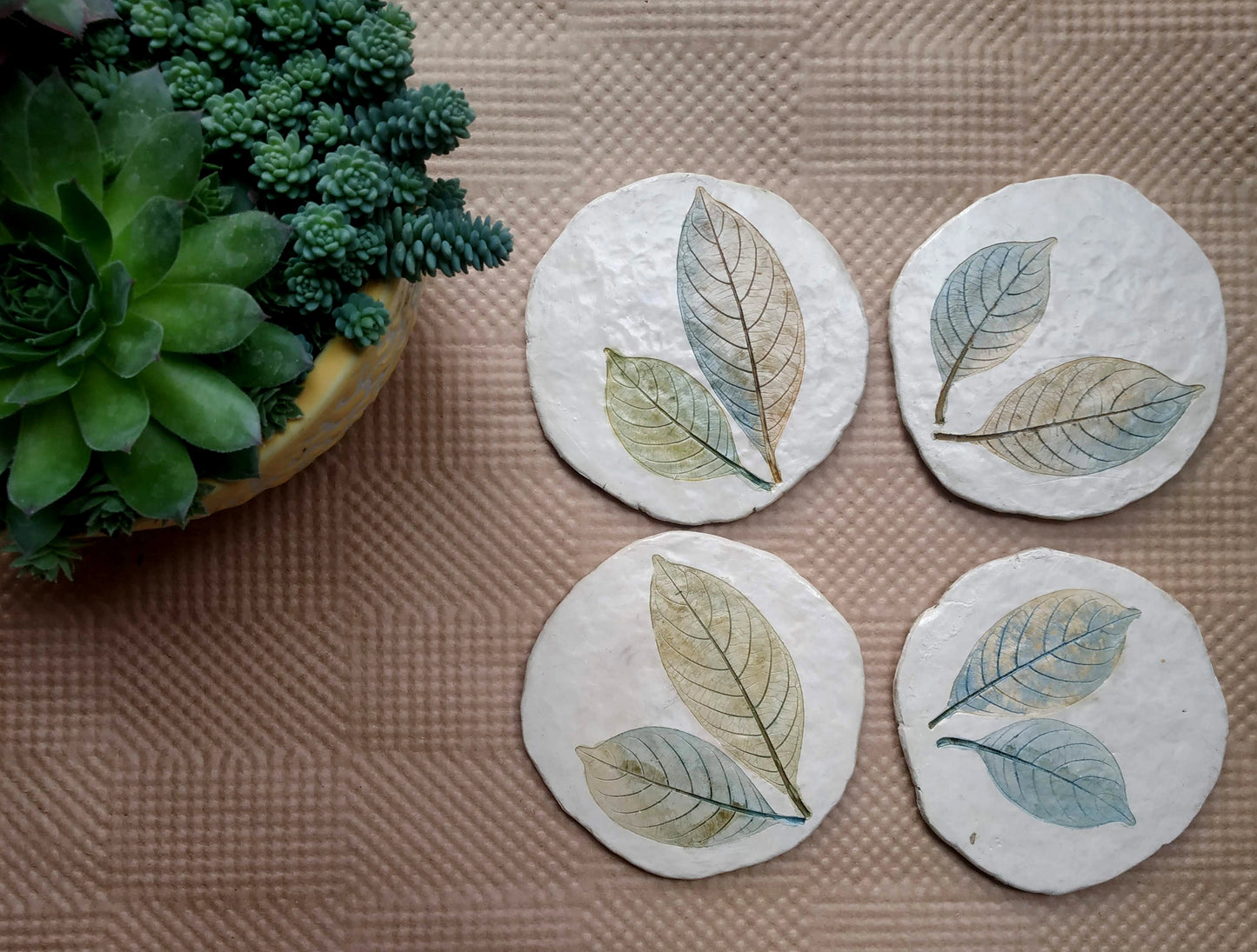 Papier-mache coaster-Twin leaf