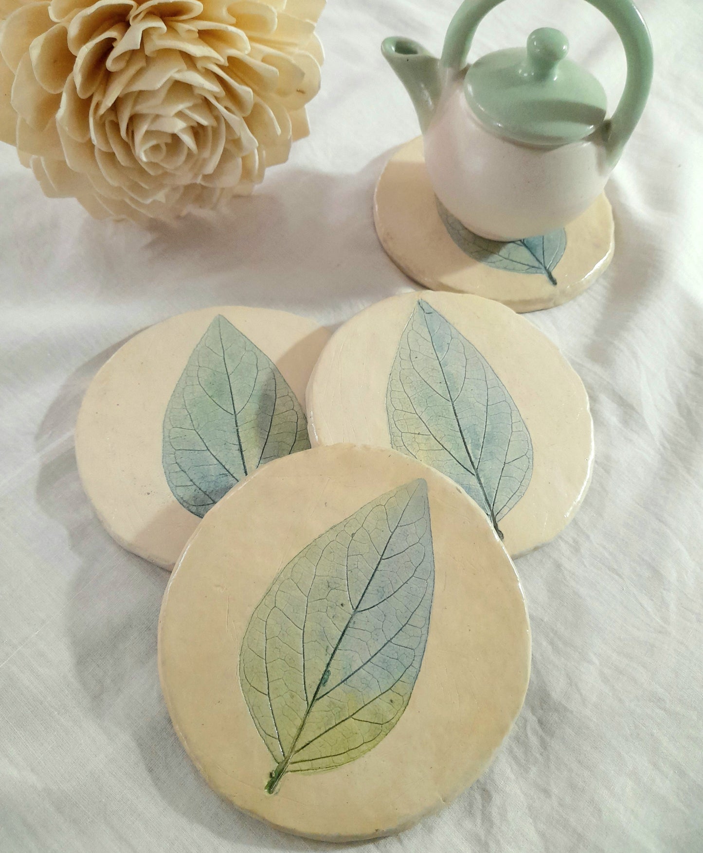 Papier-mache Coasters-Harsringar leaf