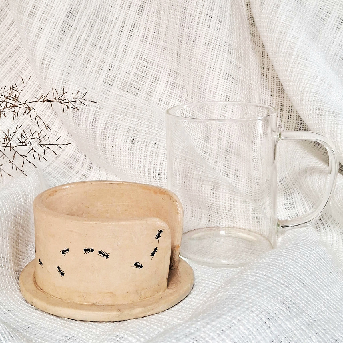 Papier-mache Mug holder, Ants