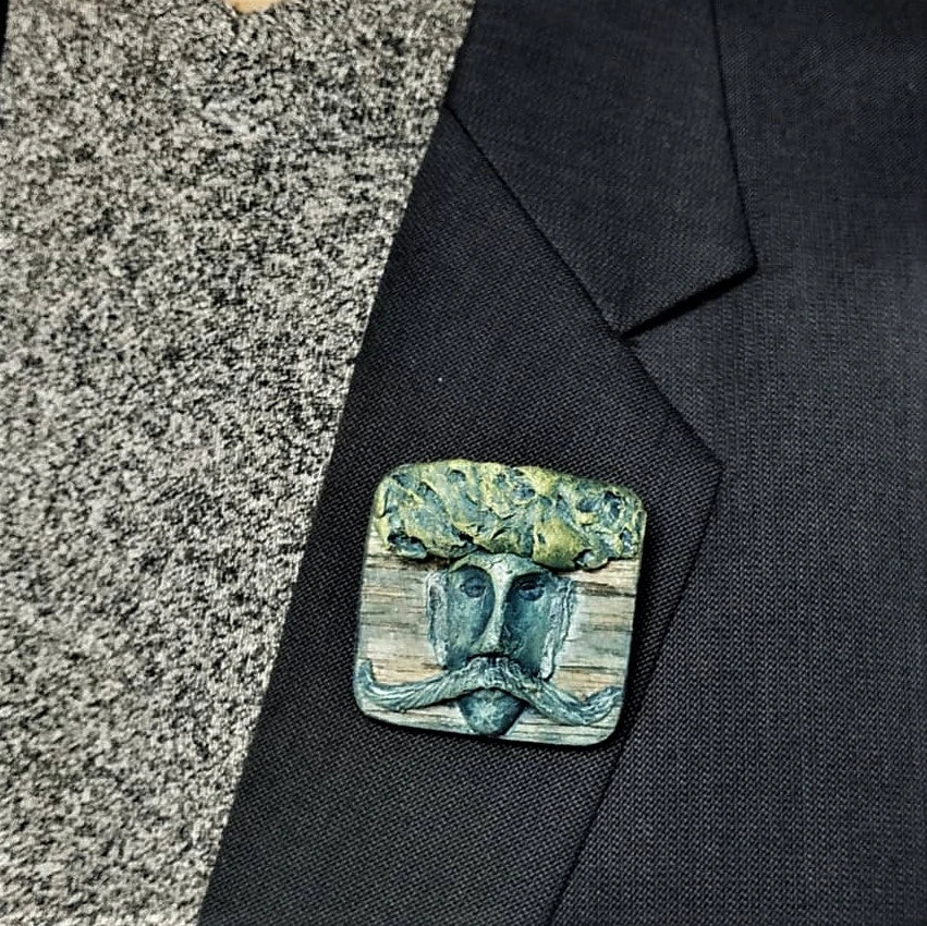 Handcrafted Vintage Papier-Mâché Brooch– Maldhari