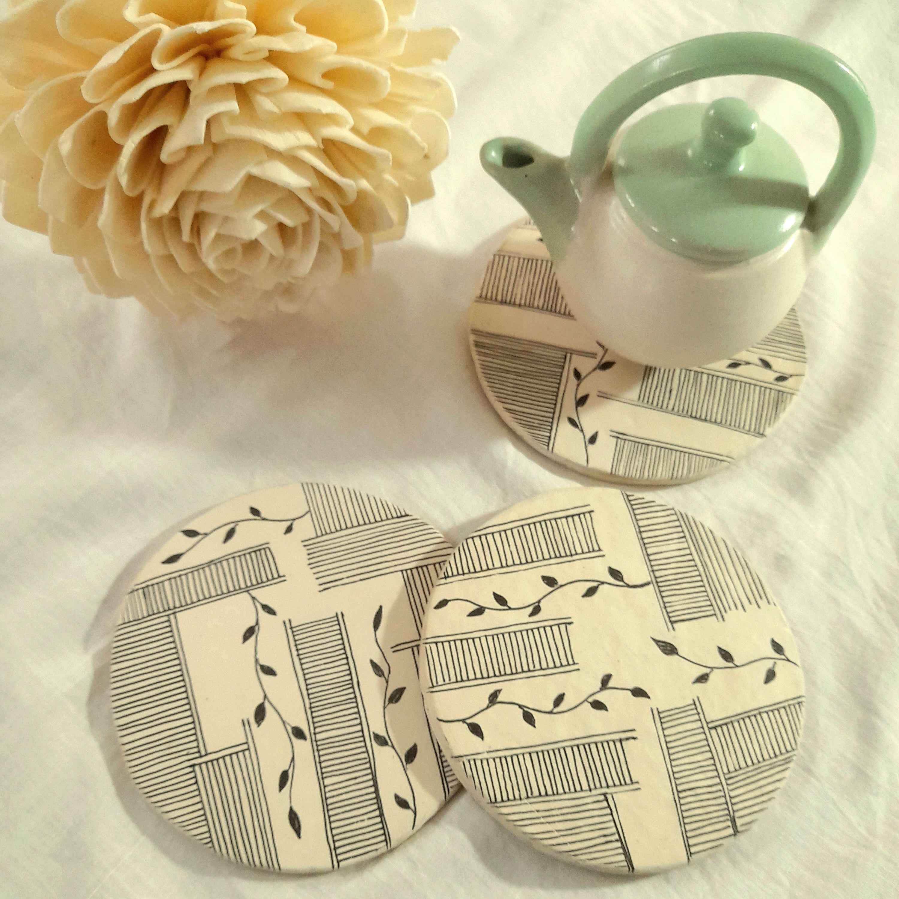 Handcrafted Papier-Mâché Coasters – Leaf Motif Collection