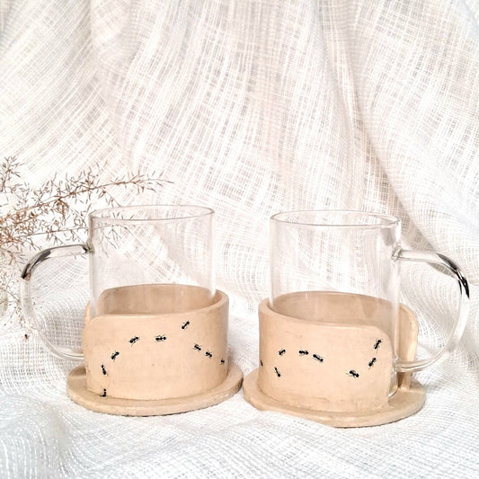 Mug holder, Ants