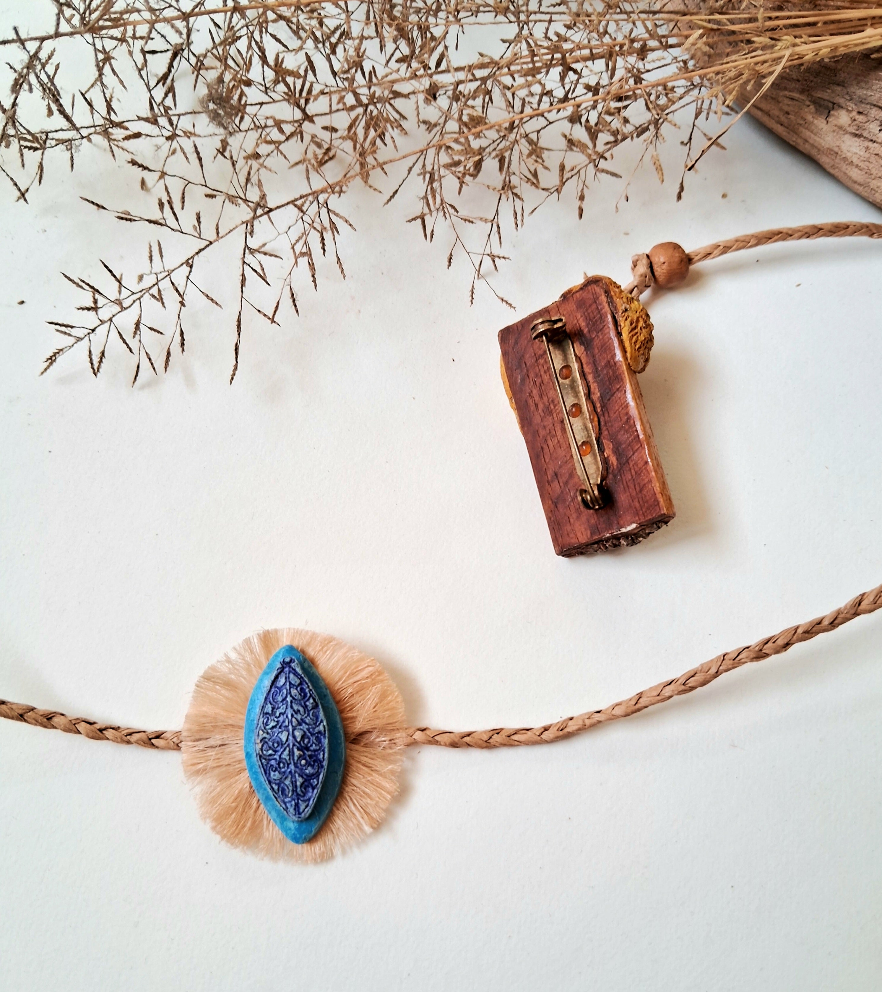 Naquashi Rakhi combo