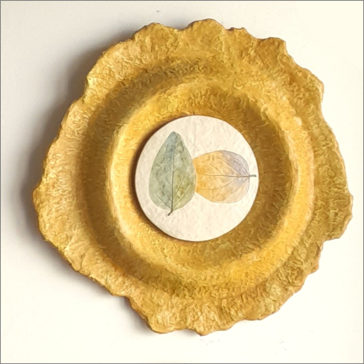 Papier-mache wall plate-leaf wall plate